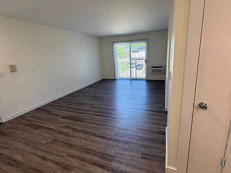 315 Polk St — Photo 4