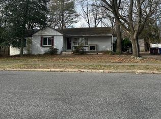 712 Cleveland Ave, Riverside, NJ 08075