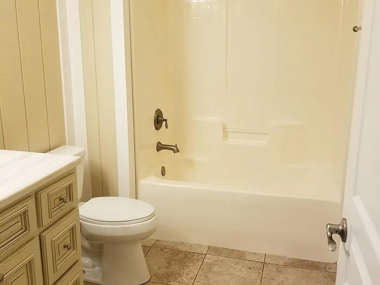 405 S McRae St — Photo 12