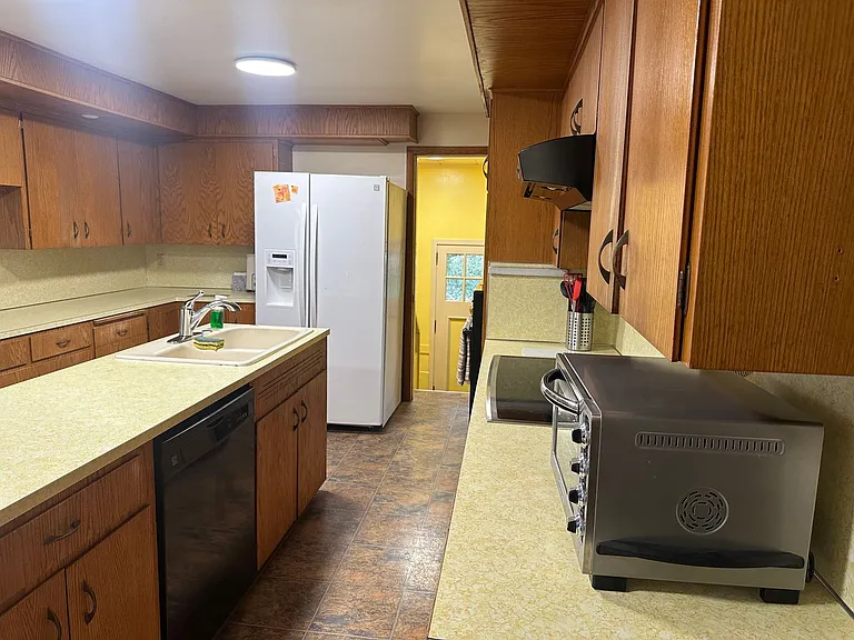 21235 NW West Union Rd — Photo 6