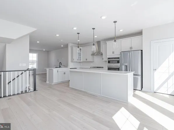 440 Germania St, Fredericksburg, VA 22401