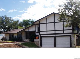 5918 Winding Ridge Dr, Windcrest, TX 78239