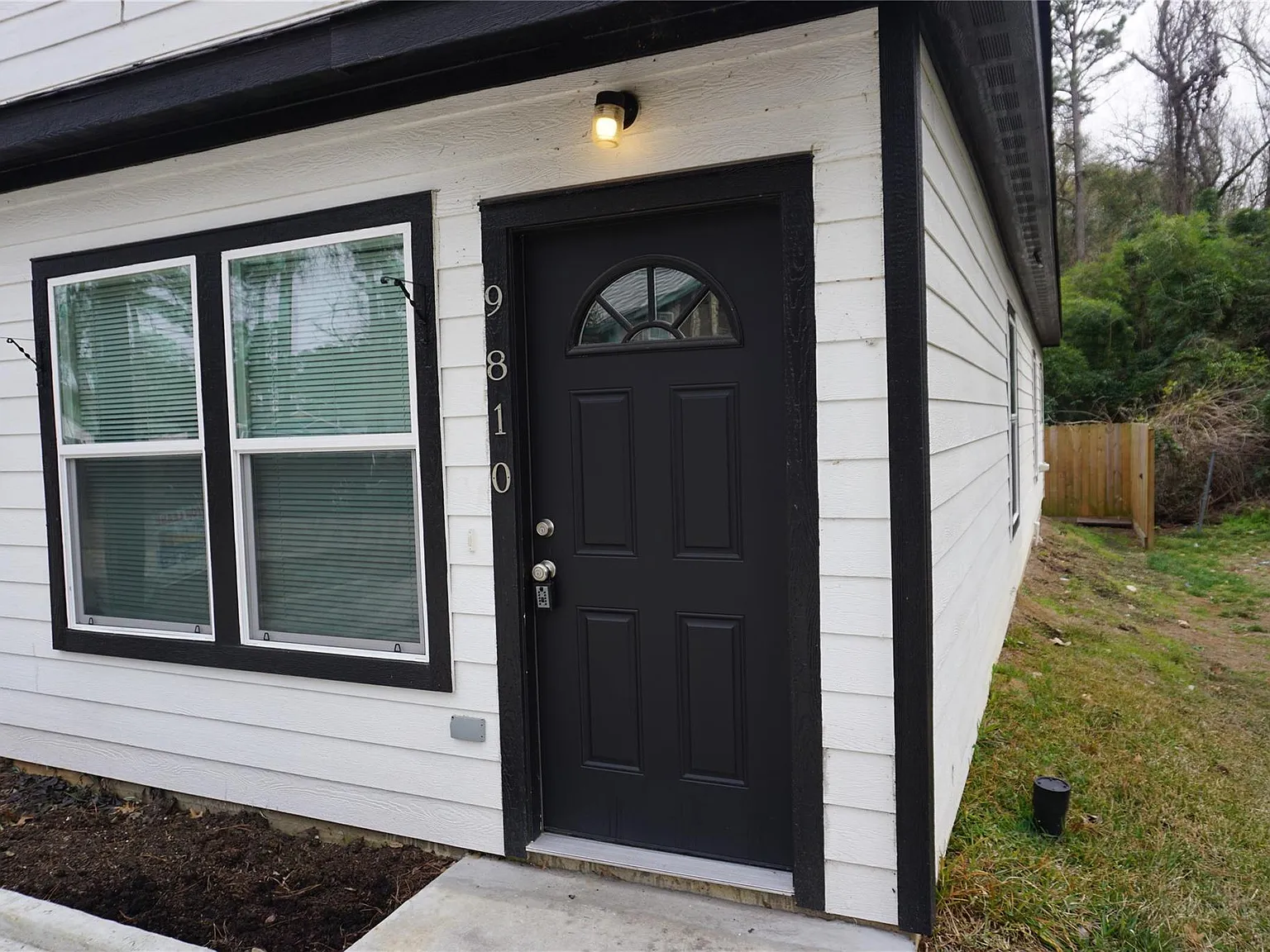 3 bed, 2.0 bath, 1000 sqft, $1,450 — Photo 2