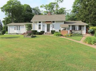 82 Center Rd, Vernon, CT 06066