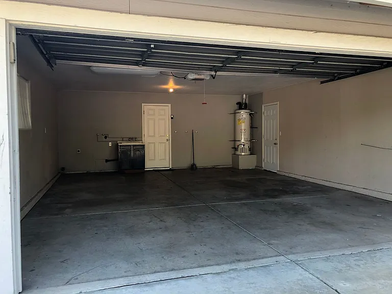 5724 Mist Ct — Photo 25