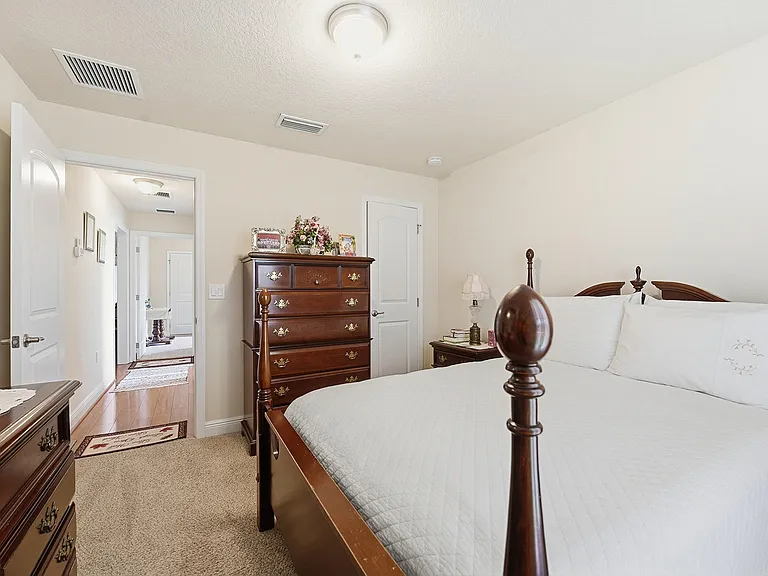 5923 NW Brianna Ct — Photo 30
