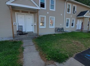 30 Spring St, Enfield, CT 06082