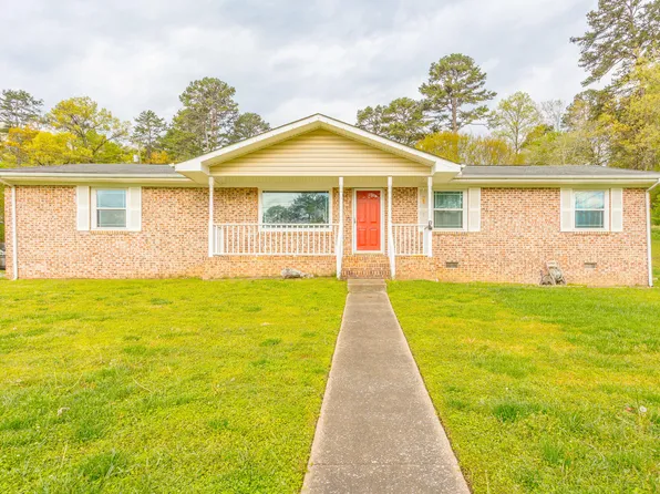 1609 S Winer Dr, Soddy Daisy, TN 37379