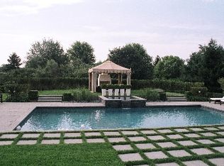 609 Head Of Pond Rd, Water Mill, NY 11976