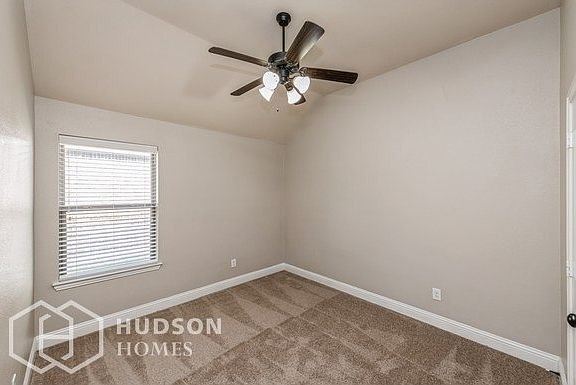 3rd image of 662 Sharpley Dr