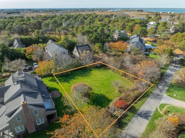 36 Ridge Ln, Nantucket, MA 02554