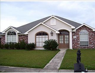 1st image of 2336 Country Club Dr