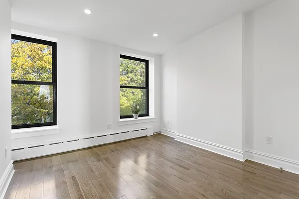 Rented by Stribling | media 7