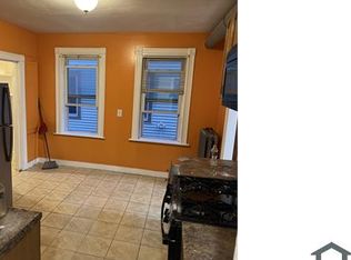 86 Rosseter St FLOOR 2, Dorchester, MA 02121
