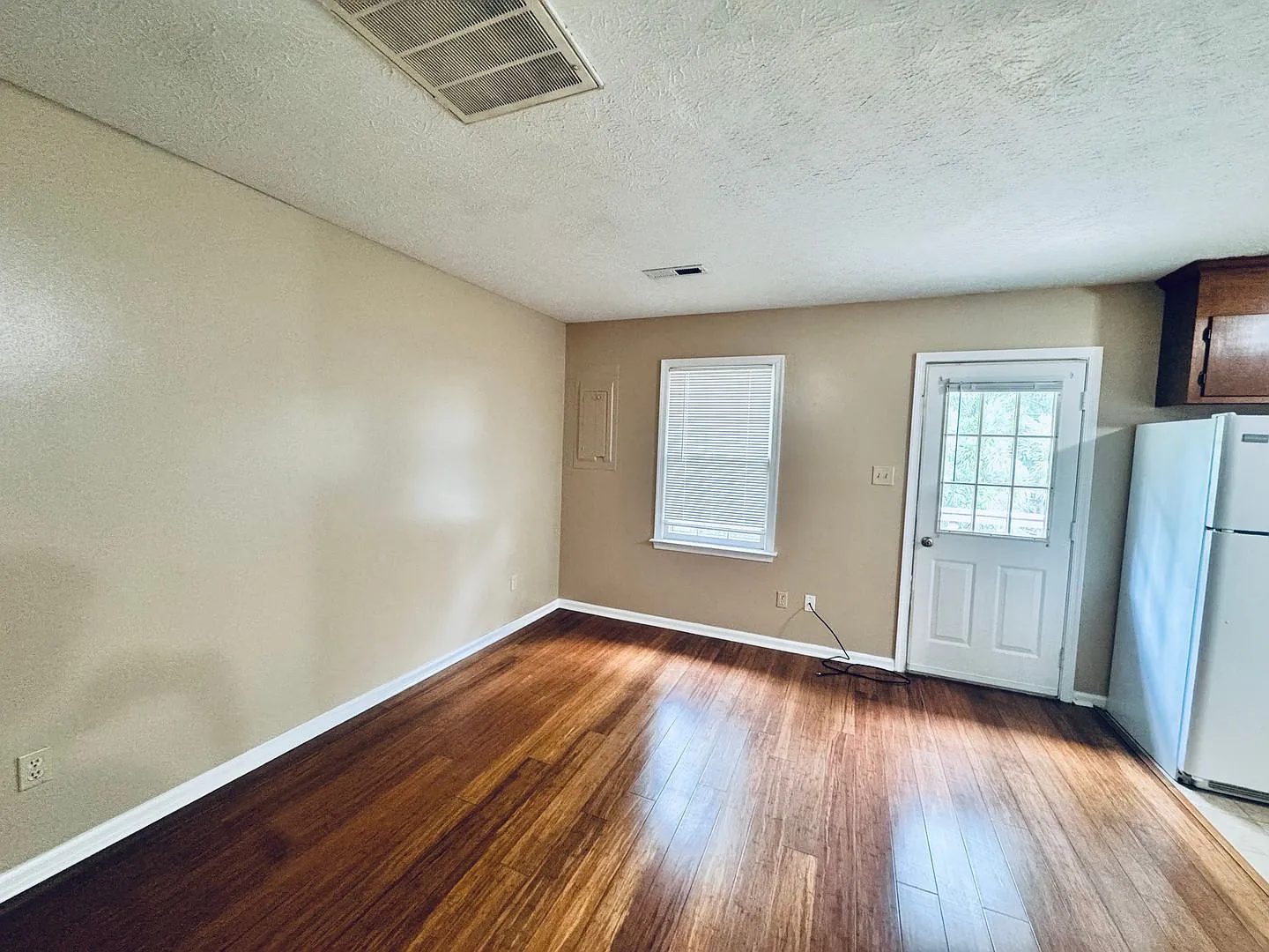102 Willow Oak Terrace — Photo 3
