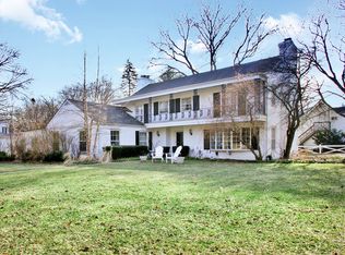 1735 Wagner Rd, Glenview, IL 60025