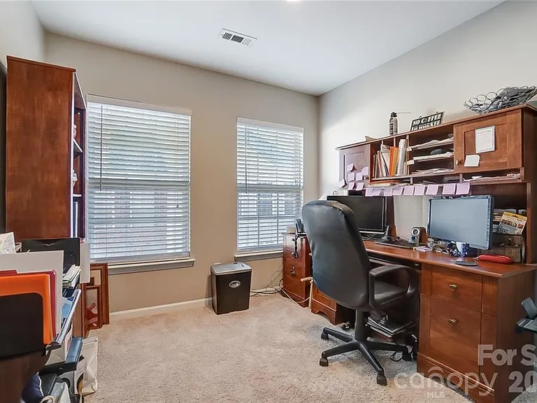 2029 Kegsworth Dr — Photo 21