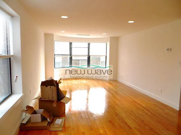108 Jersey St #5 — Photo 3