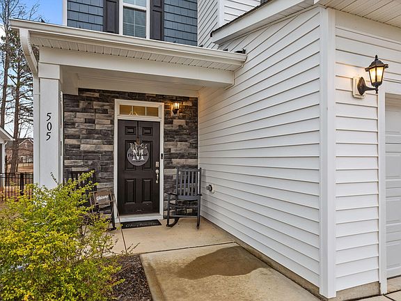 4th image of 505 Whitley Ridge Dr