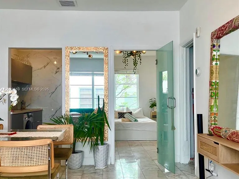 920 Jefferson Ave #10 — Photo 1