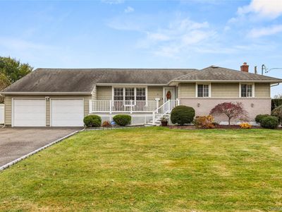 6 Sunny Lane, Bay Shore, NY, 11706