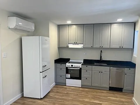 1167 5th Avenue - 1 — Photo 3