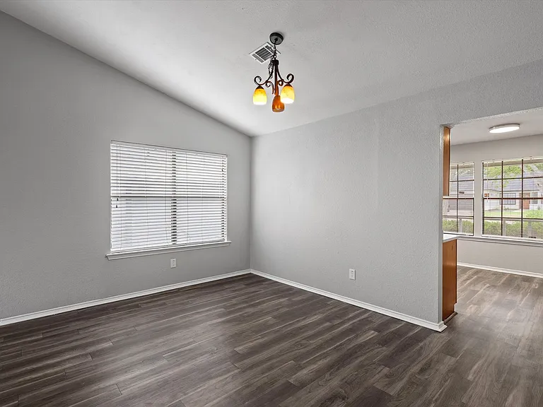 9901 Willers Way — Photo 9