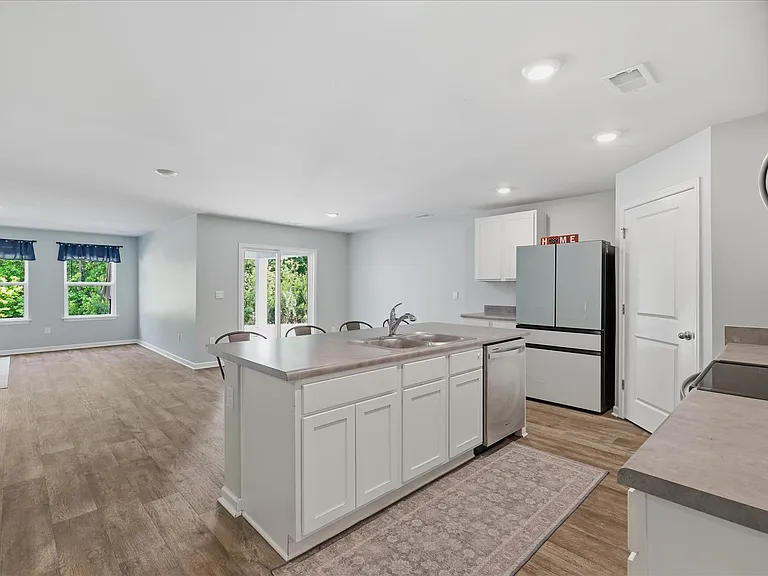 177 Piping Plover Ct NE — Photo 3