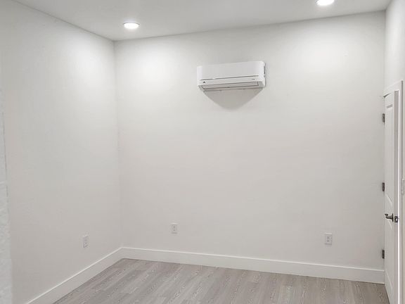4th image of 12948 SW 226th St