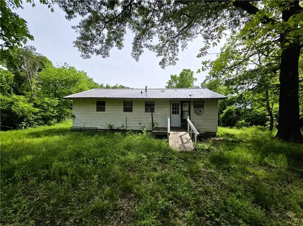 22828 Salem Springs Rd, Lincoln, AR 72744