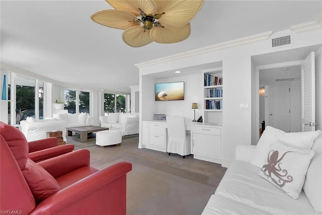2 bed, 2.0 bath, 2259 sqft, $15,000 — Photo 2