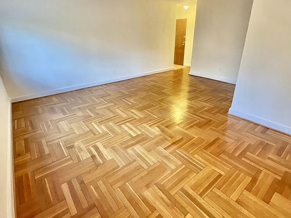 3rd image of 1303 N Ode St APT 222