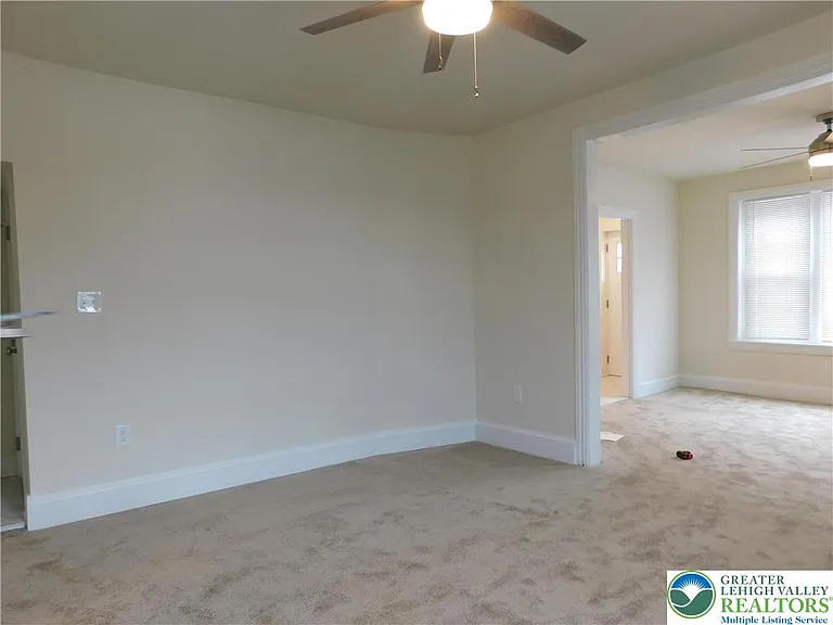 68 W Union Blvd — Photo 9