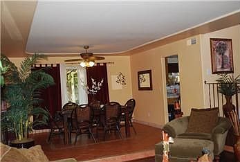 4th image of 1558 Saratoga Dr