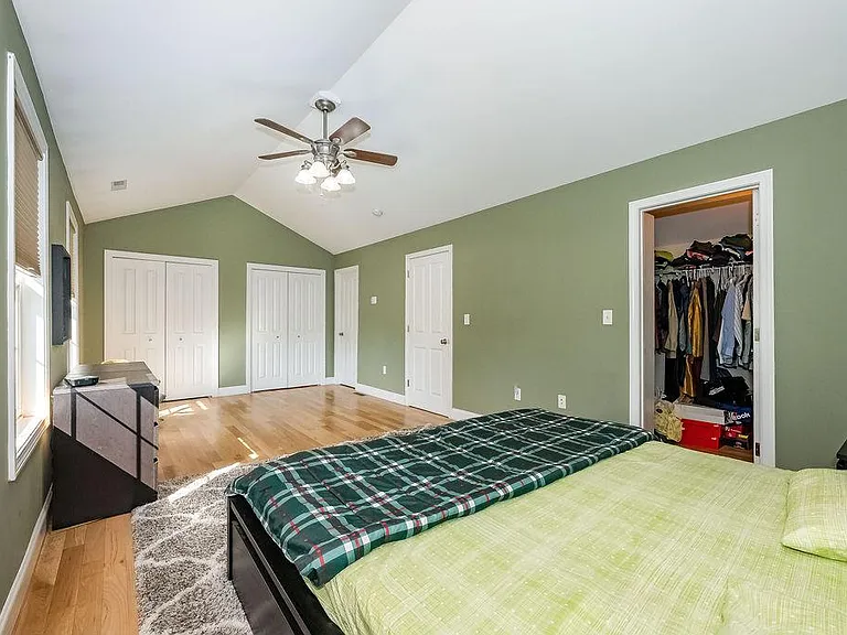 25 Village Dr — Photo 19