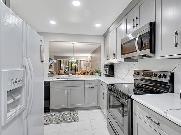 4th image of 10188 Mangrove Drive #104