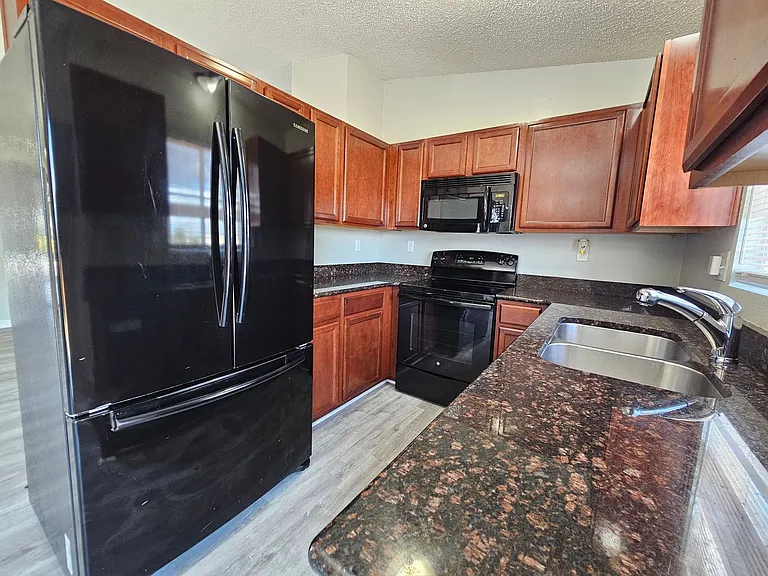5940 Gunshot Pass Dr — Photo 8