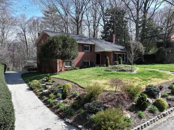 142 Pearson Dr, Morganton, NC 28655