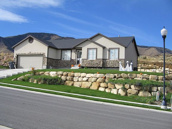 2nd image of 3743 S Sunrise Dr