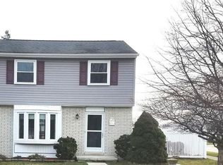 32175 Covington Rd, Brownstown, MI 48173