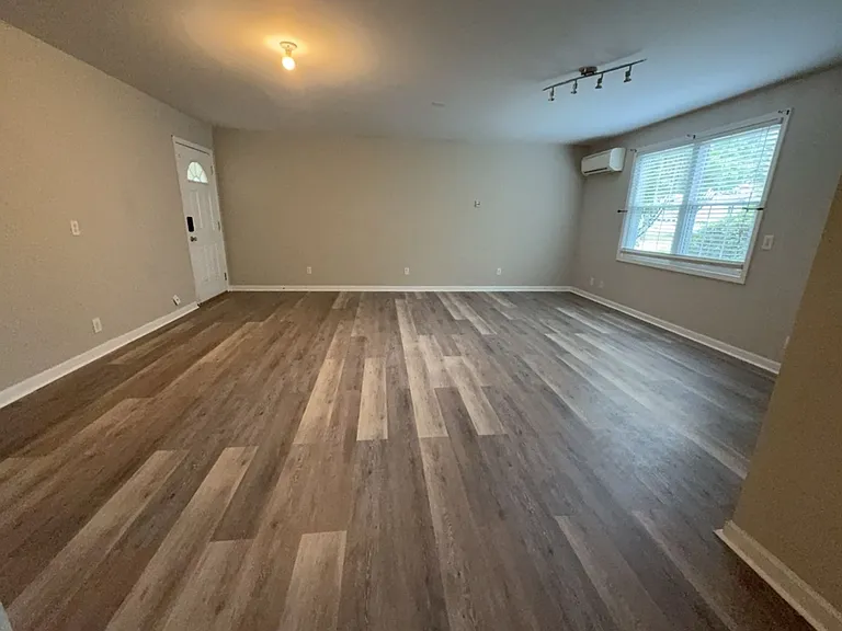 113 Dupre Mill Ct — Photo 2