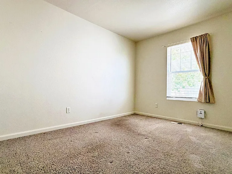 1323 S Duquesne Ct — Photo 20