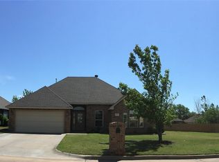 2227 Mount Vernon Rd, Enid, OK 73703