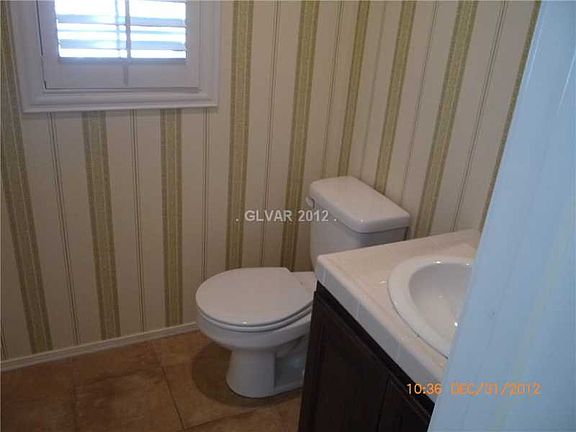 3rd image of 2609 Begonia Valley Ave