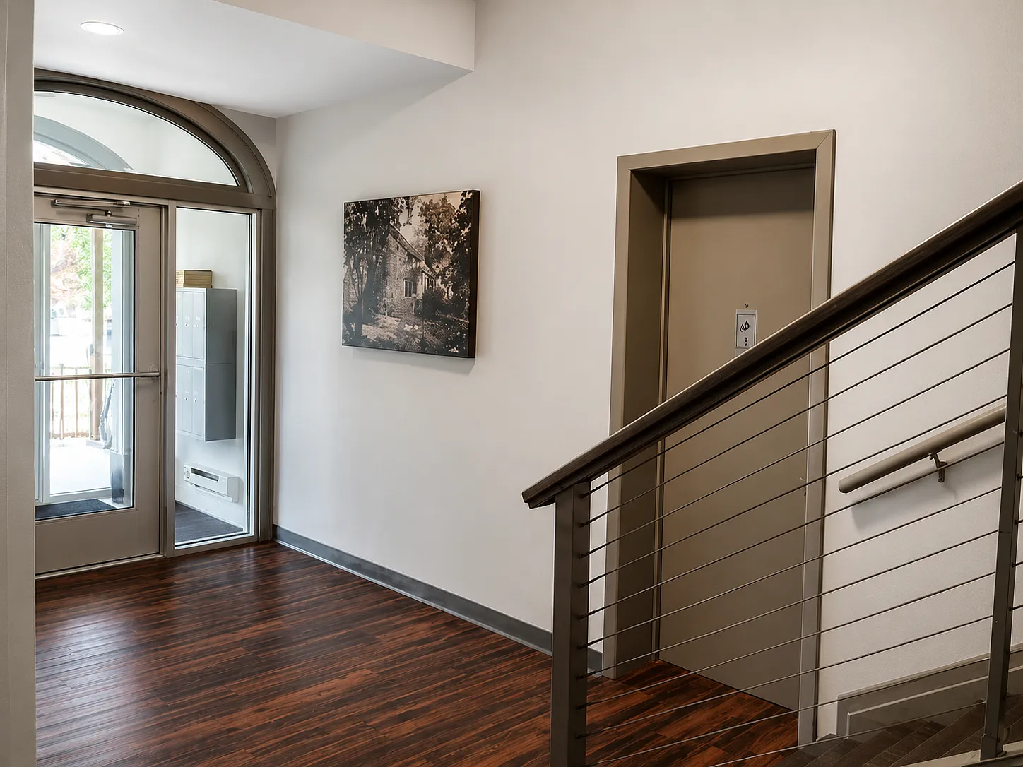 825 Tappan — Photo 1