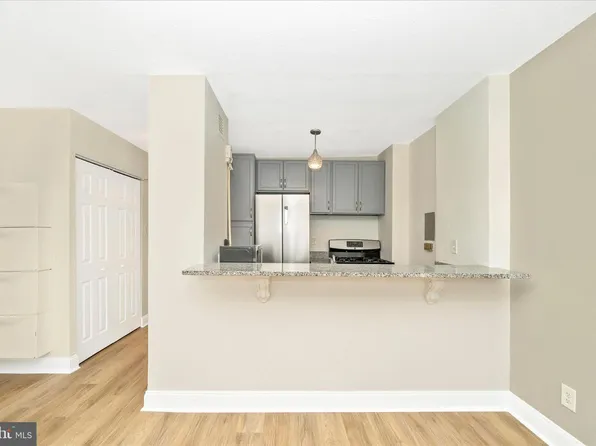 11801 Rockville Pike APT 1001, Rockville, MD 20852