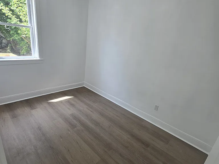 616 Court St #G2 — Photo 8