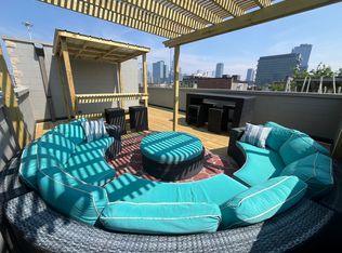 608 N May St APT 4, Chicago, IL 60642