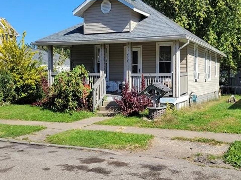 1st image of 218 Gray St