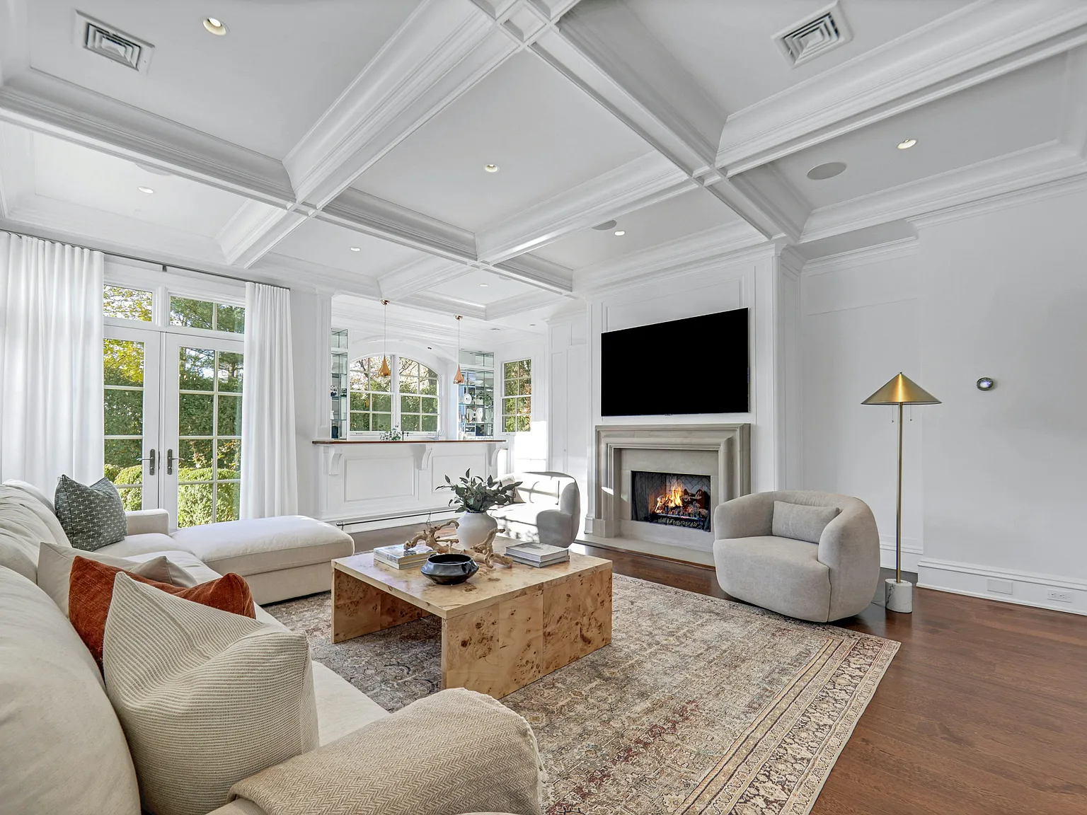 8 bed, $45,000 — Photo 4